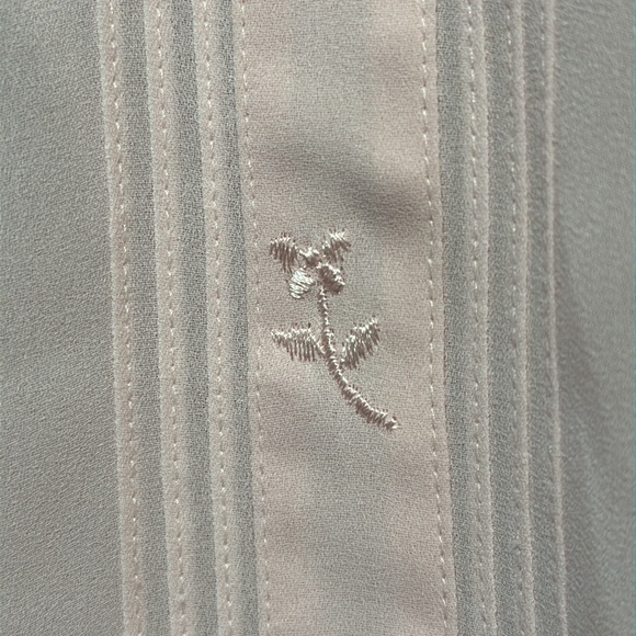 La Blouse Embroidered Pink Button Down - Picture 6 of 13